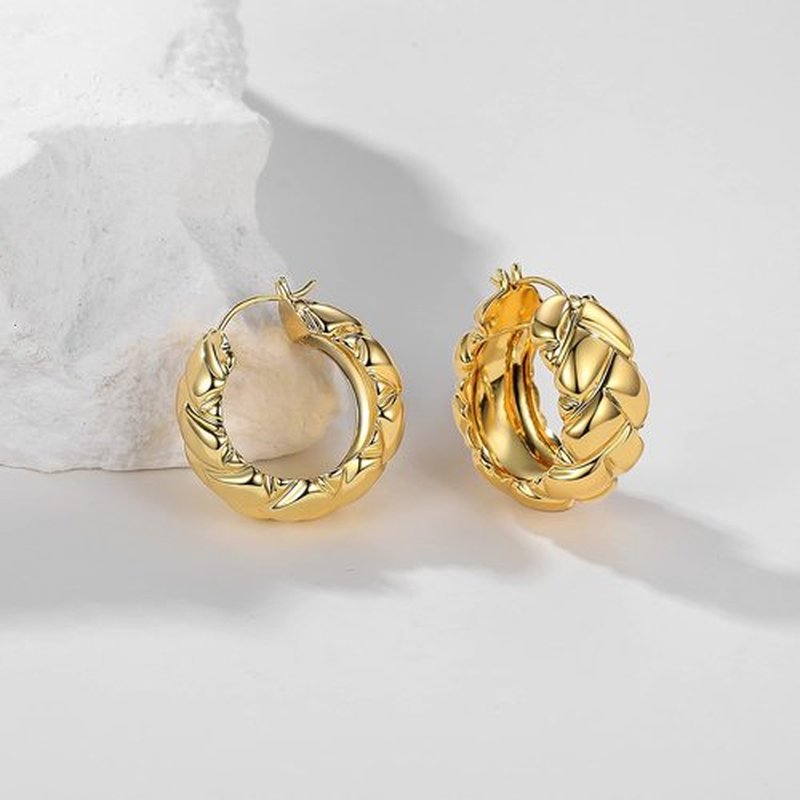 **Skiennix 18K Gold Plated Chunky Hoop Earrings - Stylish Thick Statement Jewelry for Women**