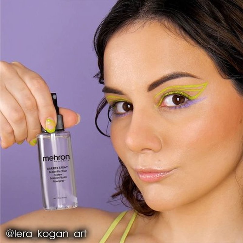 Mehron Makeup Barrier Spray - Long-Lasting Makeup Setting Spray for Face | 2 fl oz (60 ml)