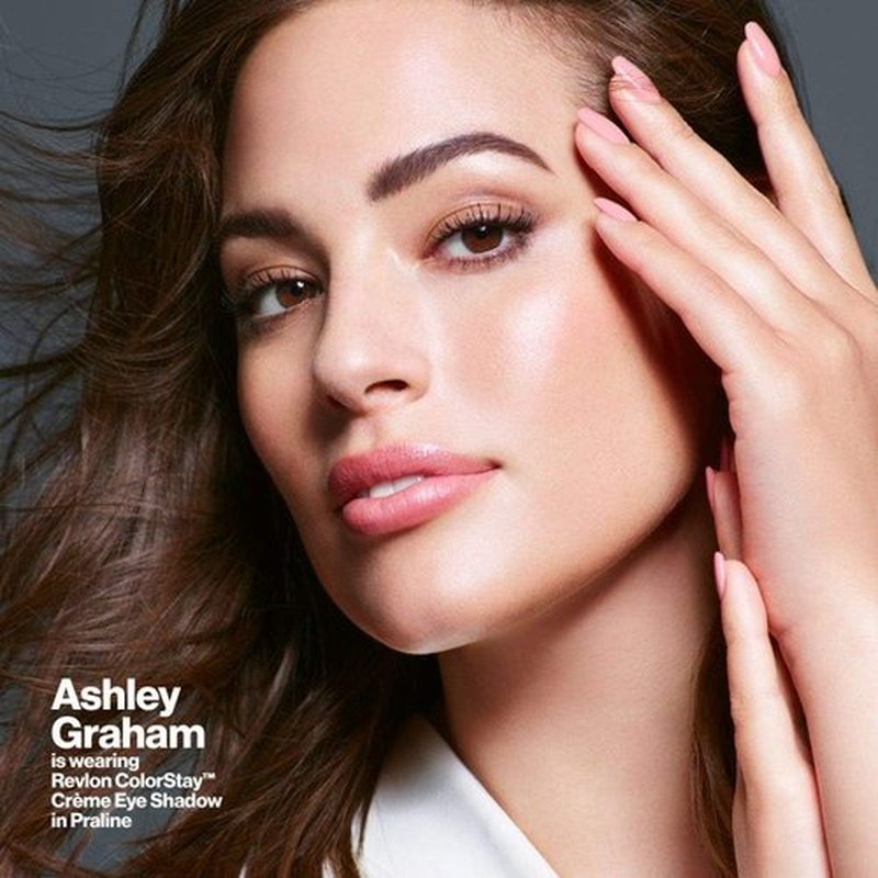 REVLON Crème Eyeshadow - ColorStay 24 Hour Makeup, Highly Pigmented Matte & Shimmer, 750 Vanilla, 0.18 Oz