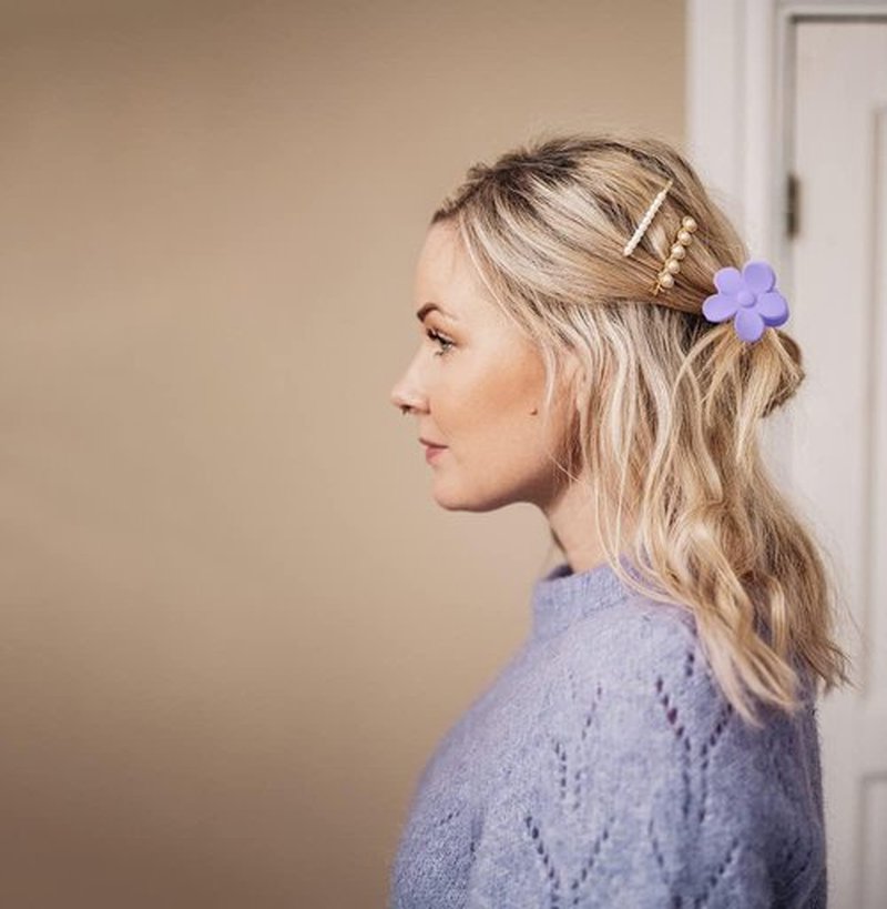 Small Cute Flower Hair Clips for Hair Accessories Hair Claw Clips for Women and Girls Cream Color, 10 PCS