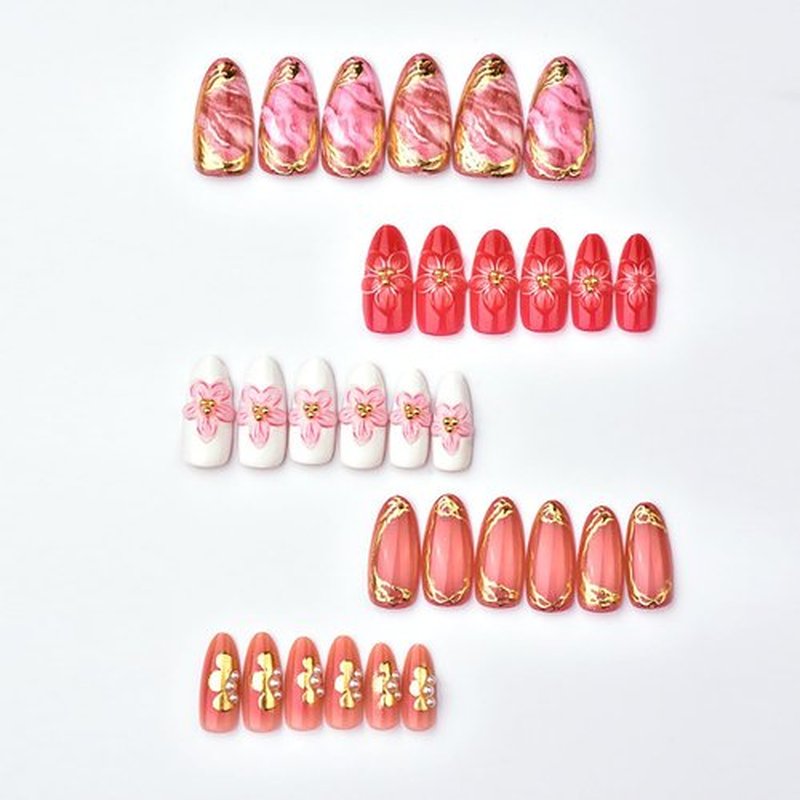 30Pcs Pink Press on Nails Medium Almond Fake Nails with 3D Flowers Pearl Designs Gold Flower False Nails Pink Gradient Acrylic Nail Tips Peach Blossoms Full Cover Stick on Nails for Women