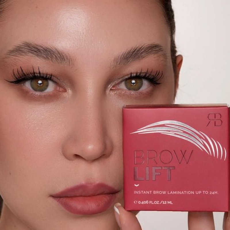 RB RENATA BEAUTY Brow Lift – Clear Brow Wax for Instant Lamination Effect & All-Day Hold – Flake-Free, No White Residue – Includes Mini Brush – 0.406 fl oz (12 mL) – Fluffy, Feathered, Soft Brows Look