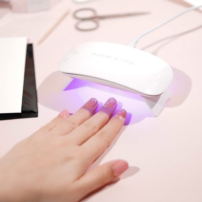 DANNI & TONI UV LED Nail Lamp 6W Mini Nail Dryer for Gel Nail Polish Professional Nail Curing Lamp Travel Size