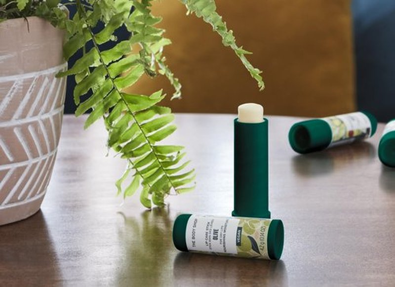 THE BODY SHOP Olive Lip Care Stick, 4.2g for dry lips