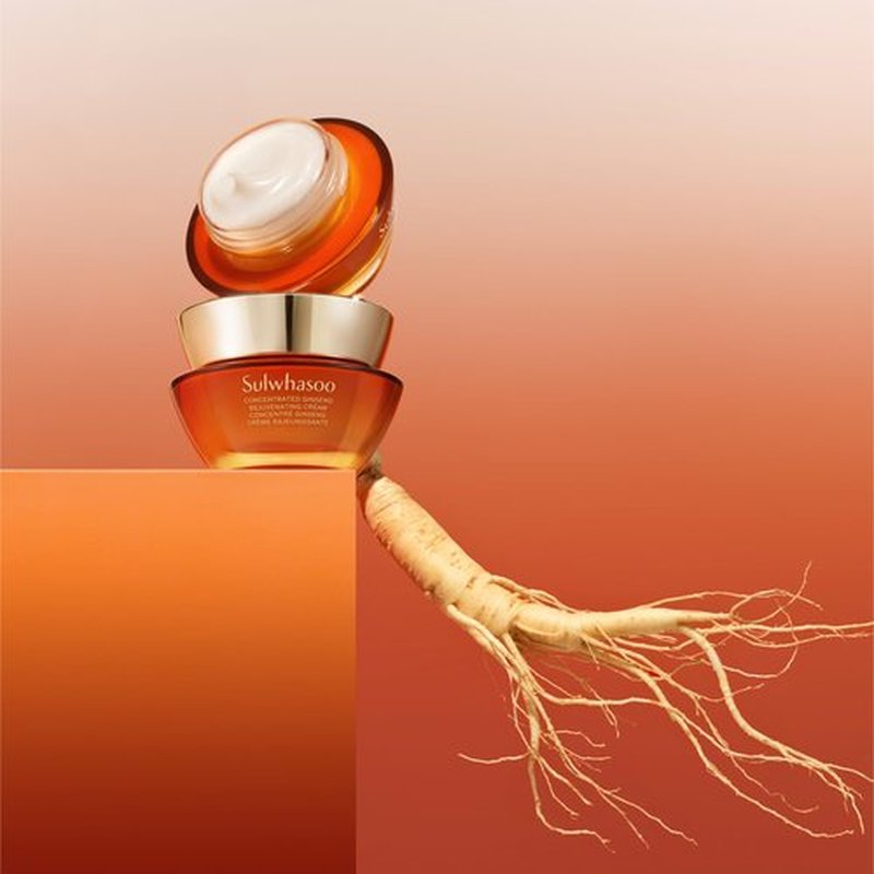 Sulwhasoo Concentrated Ginseng Rejuvenating Cream Mini –Visibly Plump Skin & Wrinkles | Anti-Aging Deep Hydration Moisturizer with Korean Ginseng Actives, Ginseng Peptide & Vitamin C | Korean Skincare
