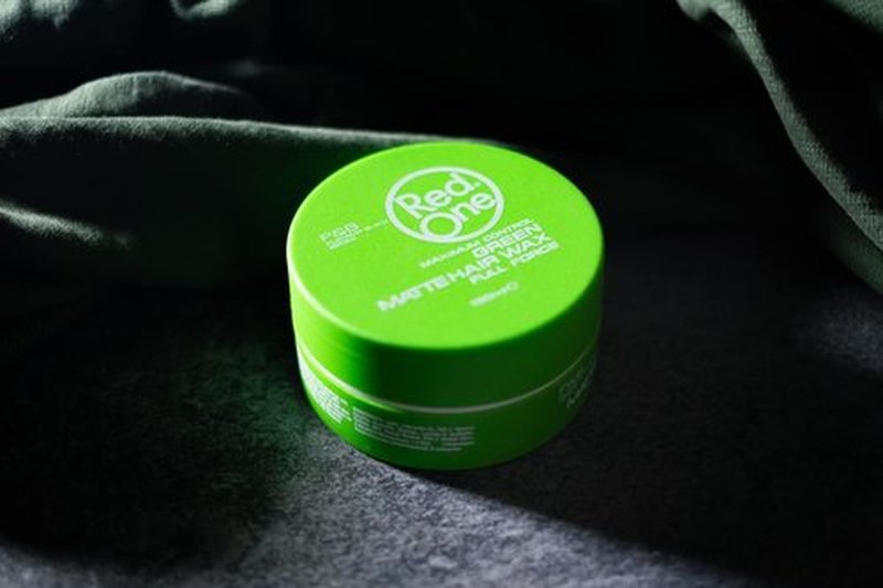 Redone Hair Styling Matte Wax Green 150ml | Ultra Hold & Maximum Control | Matte Finish No Shine Hair Wax for Men & Women | Coconut Scent | Non-Greasy Texturizing | Professional Barber Styling