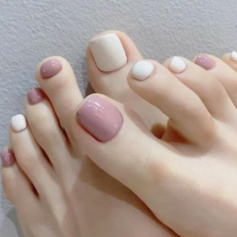 GLAMERMAID Press on Toenails, Spring Summer White and Soft Pink Pop Color Gel Glue on Toe Nails, Glossy Round Toe Nails Reusable UV Finish Fake Nails Acrylic False Nails Manicure Kits for Women