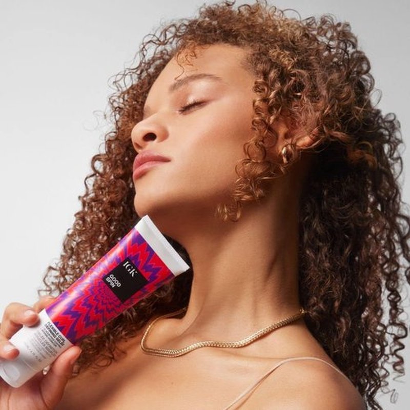 IGK Good Spin Flexible Curl Defining Gelee - Hydrating Frizz Control & Strong Hold | Vegan & Cruelty-Free | 4.75 Oz