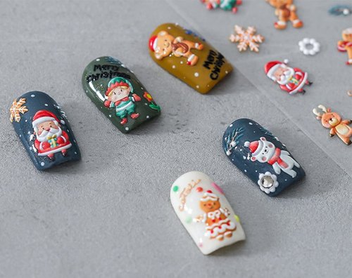 Christmas Nail Art Stickers, 5D Stereoscopic Embossed Nail Stickers Winter Snowman Nail Design Stick Elk Pattern Xmas Christmas Bell Tree for Christmas Nail Decoration(4 Sheets)