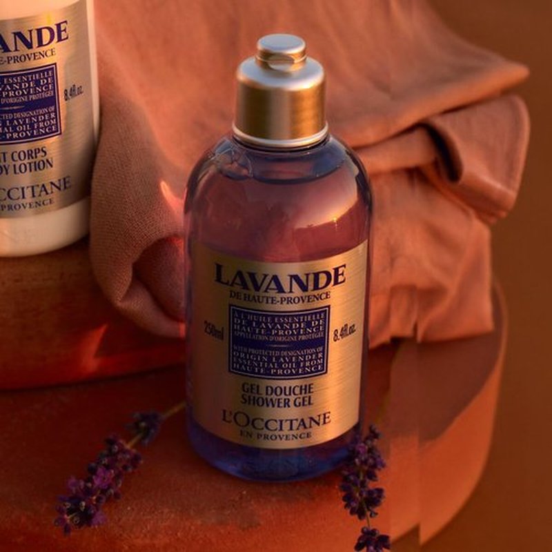 L'OCCITANE Foaming Body Wash - Daily Bath & Shower Gel for All Skin Types, Eco-Friendly & Vegan