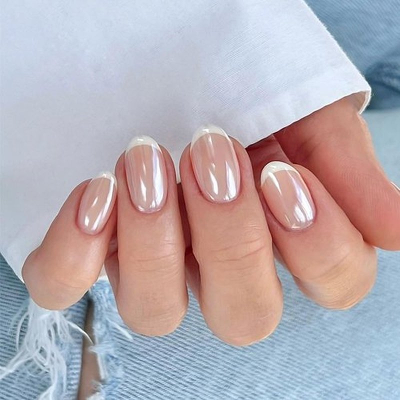 evpct French Tip Press On Nails Short Round Oval, Nude + Wihte Tips, Chrome Glazed Short Round Oval Fake False Press on Nails, Reusable Soft Gel Stick on nail Press ons with Nail Kit, Salon Quality