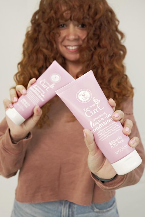 Kozma Curl Nourishing Leave-In Conditioner 200 ml | Lightweight Leave-In for Curly & Wavy Hair | Detangling Moisture Care with Biomimetic Ceramide & Botanical Oils | No Hold