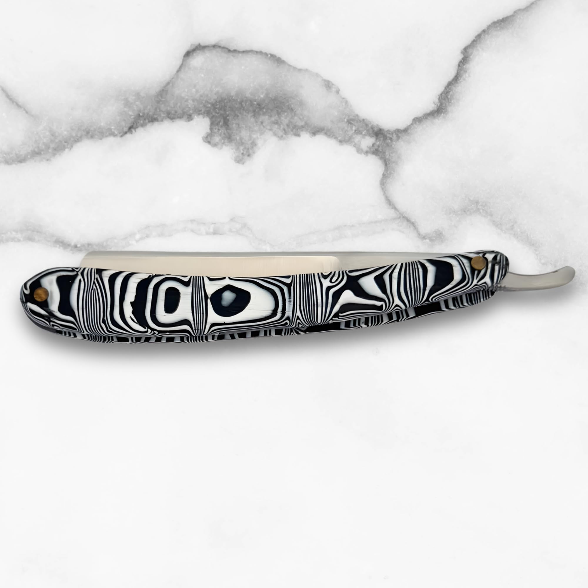 Shaving Straight Edge Razor from Saki Shears (Black)