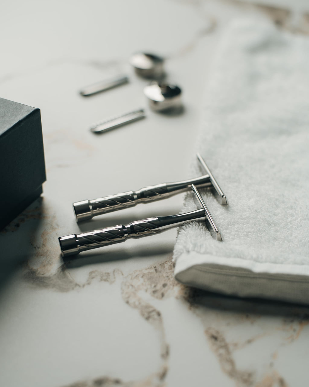 Blackland Vector Single Edge Safety Razor for Men - Open Comb | CNC Machined Metal | Made in USA | Uses Artist Club Blades | Premium Wet Shaving Razor