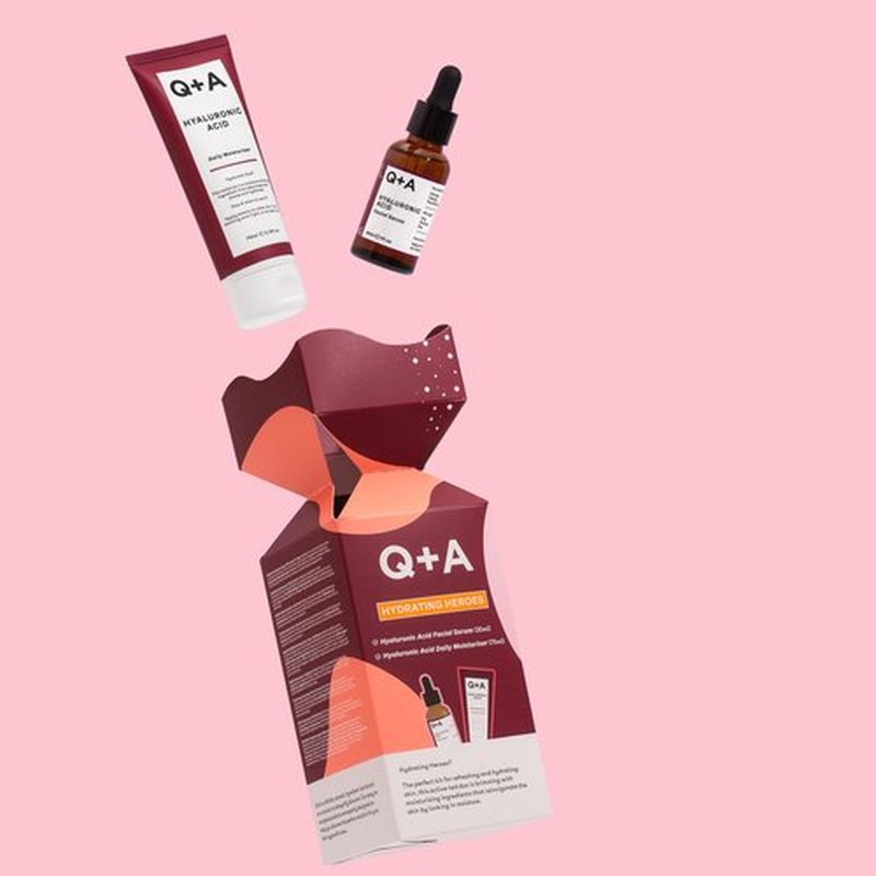 Q+A Hydrating Heroes Skincare Gift Set, Contains Hyaluronic Acid Facial Serum 30ml, Hyaluronic Acid Daily Moisturizer 75ml, Natural Hydration for All Skin Types, Softens & Plumps for Radiant Glow
