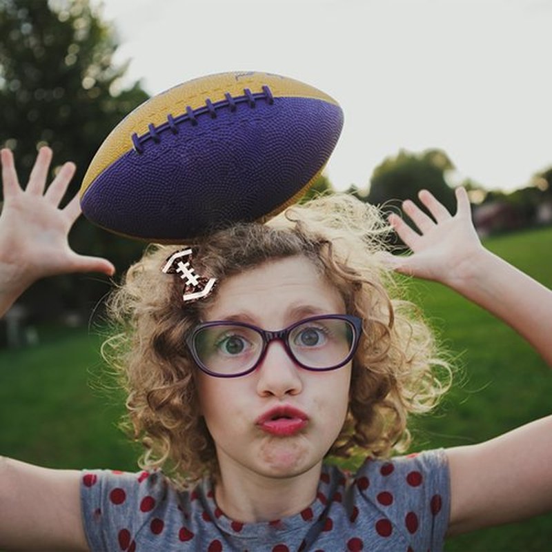 Glodecart 4PCS Football Hair Clips for Girls Party, Glitter Ribbon Cute Football Hair Clips Accessories for Kids Decoration, Sports-themed Football Bow Knot Hairpin Hair Accessories