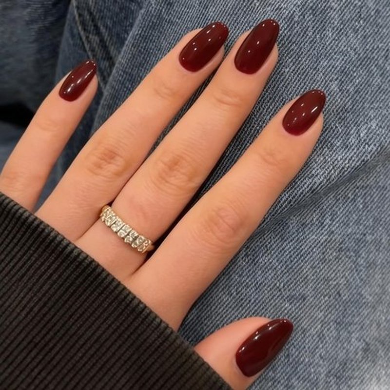 Modelones Dark Red Press on Nails Almond, Valentines Short Almond Fake Nails, Reusable Nail Kit with Nail Glue Adhesive Tabs Mini Nail File, Nails Press Ons 32Pcs16 Sizes, Women Girl Gift