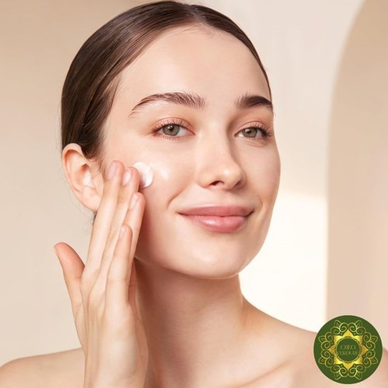 Skiennix Daily Glow Face Moisturizing Cream - Ultra Hydrating Formula with Vitamin E & Jojoba Oil | 2oz