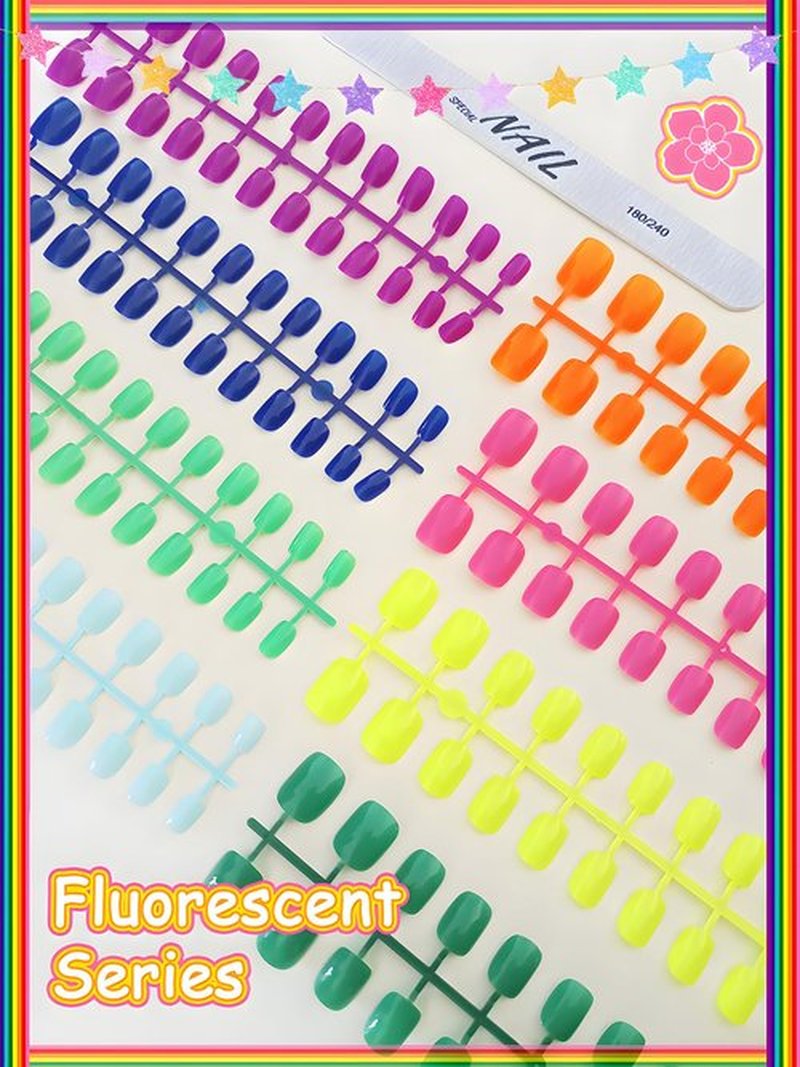28 Colors Press on False Nais for Kids, 672 Pcs Short Square Fake Nail with 8 Sheets Nail Adhesive Tabs and Nail File Glossy Artificial Fingernails Tips for Girls