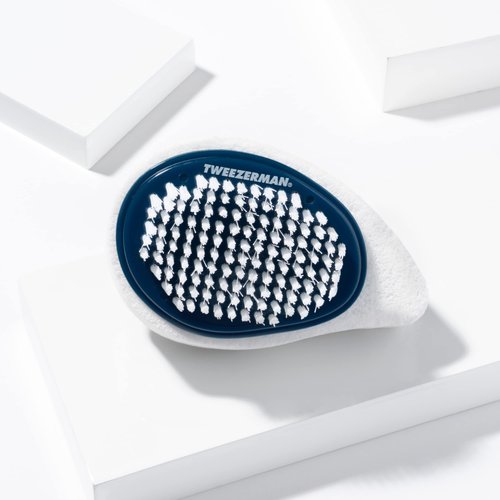 Tweezerman Exclusive Dual Surface Nail Brush & Callus Combo, Evening Blue