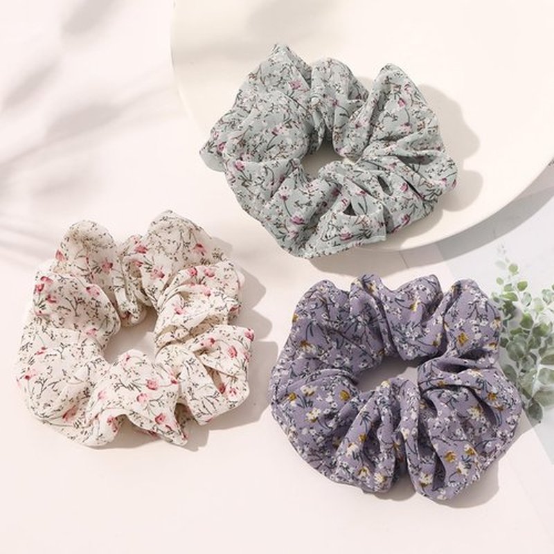 6 Pcs Hair Scrunchies, Hair Elastics Bands Floral Hair Scrunchie, Elastic Rubber Bands Chiffon Hair Scrunchies for Thick Curly Hair Flower Hair Ties Hair for Women Girls (white floral X6)