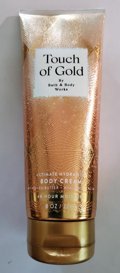 Bath & Body Works Touch of Gold Ultimate Hydration Body Cream 8 Ounces Pack of 2