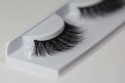 "4 Pairs" Miss 3D Volume Lash M301
