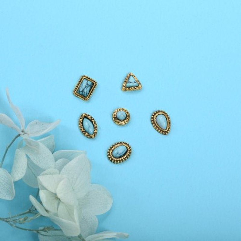 50 PCS Turquoise Nail Charms - 3D Western Nail Charms Vintage Turquoise Gems Stones Art, Retro Metal Gold Silver Cowboy Cowgirl Western Art Stickers Accessories Women DIY