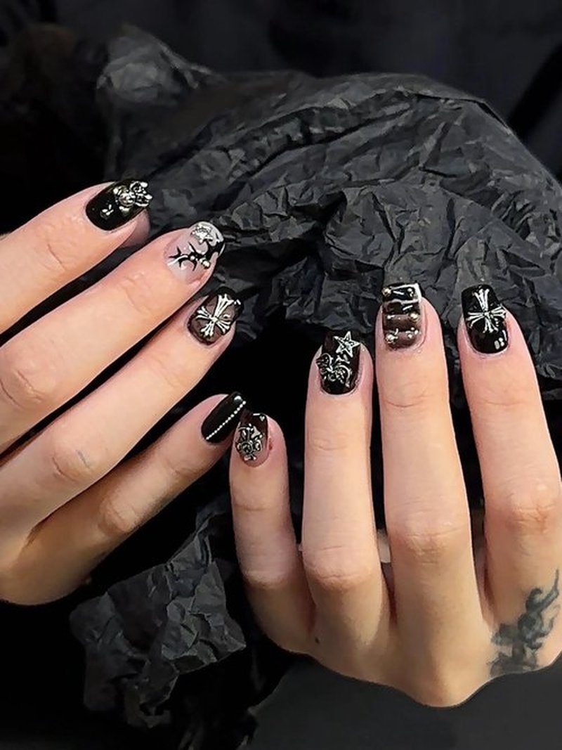 Handmade Press On Nails Dark Small Short Armor Short Square Fake Nails 10Pcs(M)