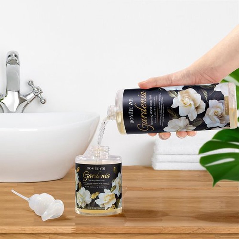 ROMIIE ZOI Foaming Hand Soap Refill, Gardenia, Gentle & Moisturizing Formula, 1 L/ 33.8 FL OZ
