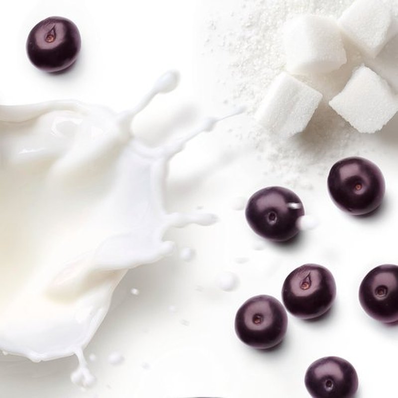 Dove Sugar Body Scrub Velvet Acai & Rice Milk For Women For Exfoliated & Hydrated skin 15 OZ