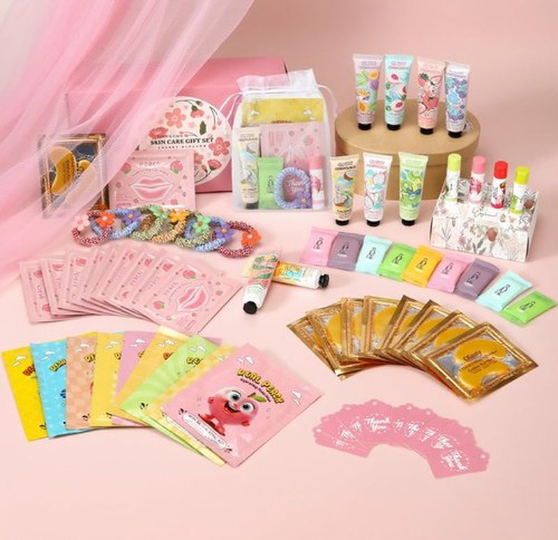 90PCS Spa Party Supplies for Girls,Spa Skincare Sets Party Favors Include Face Masks,Lip Mask,Skin Care For Teens 10-12,Bulk Birthday Gifts for Women & Girls,Mothers Day,Teacher Appreciation Gifts