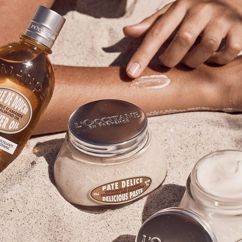 L'OCCITANE Almond Body Scrub - Exfoliating & Smoothing Paste, 7.40 Fl Oz for Silky Skin
