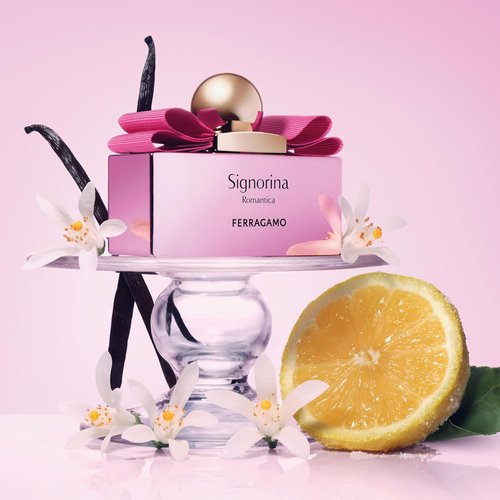 FERRAGAMO Signorina Romantica Eau de Parfum - Elegant Women's Fragrance Spray | 3.4 oz