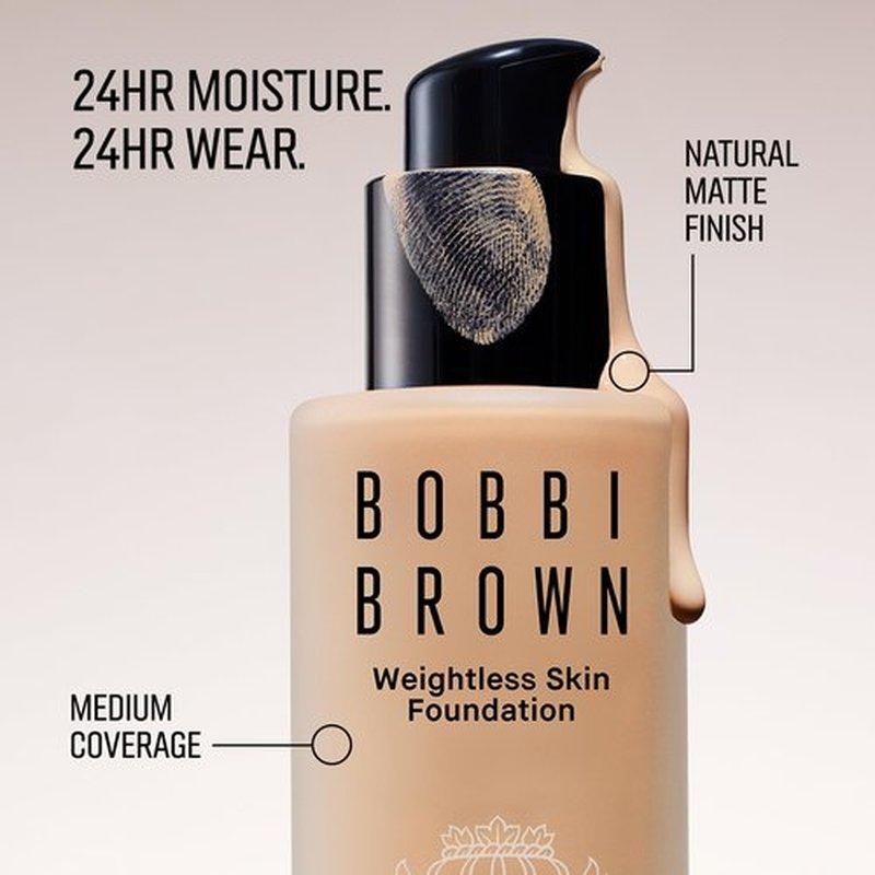 Bobbi Brown Weightless Skin Foundation SPF 15 | Oil-Controlling, 24-Hour Hydrating Foundation, Medium Coverage| Natural Matte Finish, 1 Fl Oz, Warm Sand