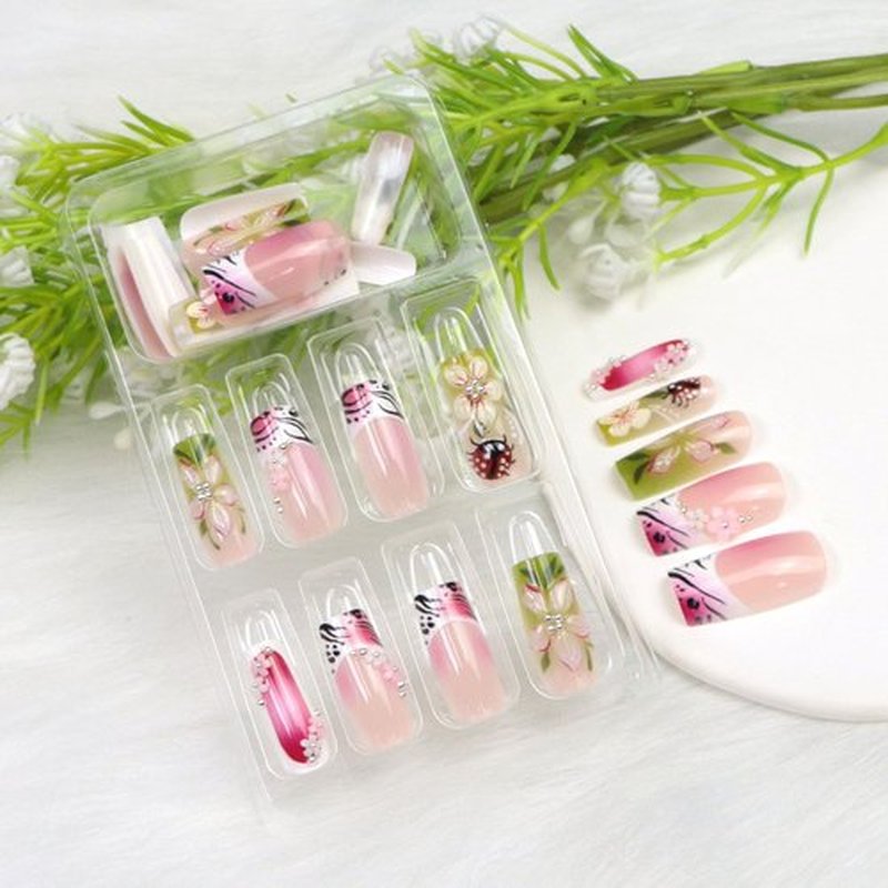 Medium Press on Nails Square Fake Nails with Flower Ladybug Rhinestones Designs French Tip Nails Press ons Leopard False Nails for Women 24Pcs