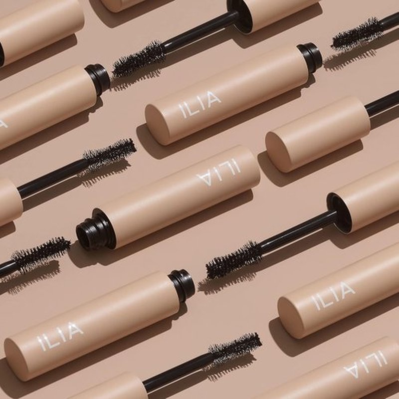 ILIA Fullest Volumizing Mascara - Weightless, Buildable Formula for Full, Thick Lashes | Non-Toxic, Vegan, Cruelty-Free (0.32 fl oz | 9.5 ml)