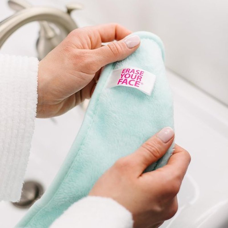 ERASE YOUR FACE Reusable Makeup Remover Cloths - Microfiber Towels for Gentle Cleansing - Multi-Color (4 Count)