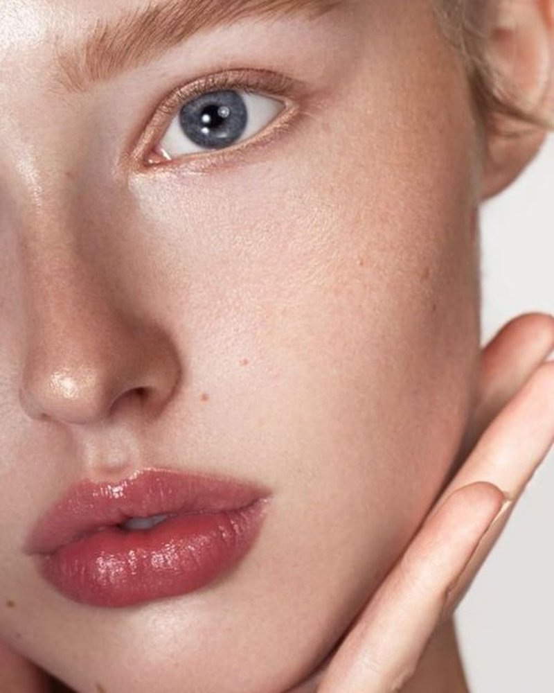 FRESHIAN Sensual Vegan Lipstick Blur (10 Embrace, 0.12oz) - Long-Lasting Formula, Lightweight Matte Lipstick, Korean Makeup. Shea Cocoa Butter, Vegan.