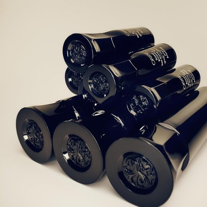 Oribe Royal Blowout Heat Styling Spray - Luxurious Shine & Frizz Control | 5.5 oz