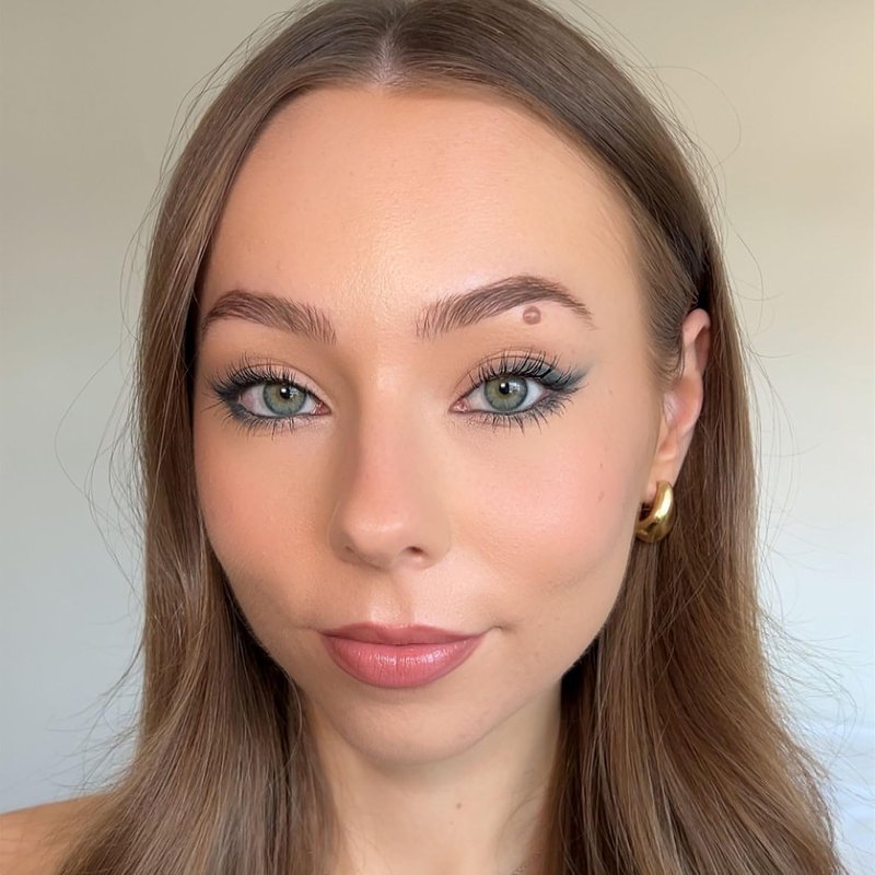 Wunderbrow Super Stay Eyeliner Pencil - Waterproof & Smudge-Proof | Emerald Lustre Shade