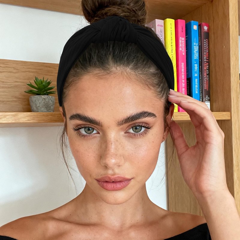 YISSION Wide Black Knotted Headband for Women - 3.34 Inch Stretchy Knit Fabric Hair Band, Comfortable Non-Slip Fashion Hair Accessory for Daily Styling & Parties