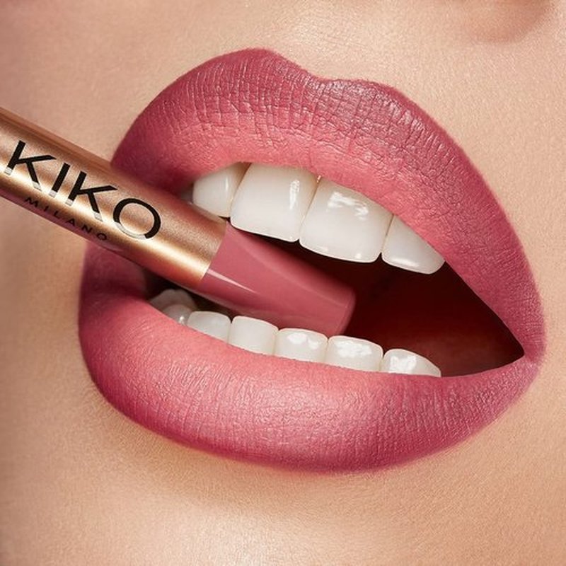 Kiko Milano Lip Liner - Creamy Colour Comfort | Long-Lasting 24 Shade Pencil
