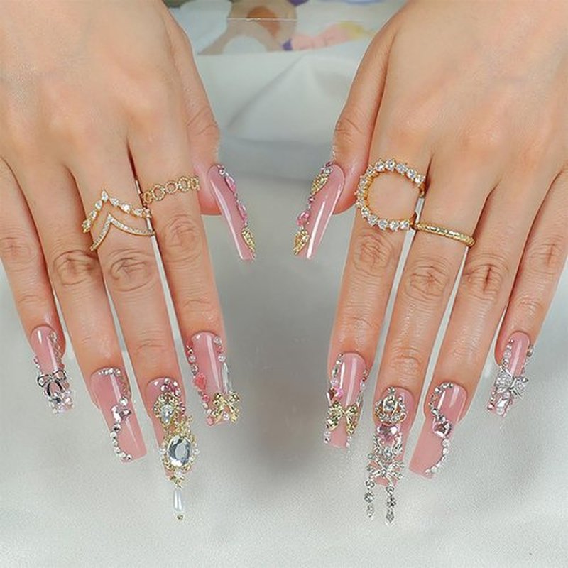 FIEONCIY Press on Nails Long Coffin Shaped Acrylic Glossy Full Cover Long Square French False Nails with Designs Artificial Extra Long Fake Nails with Charms Glue ons Fingernails for Women(XL10518)