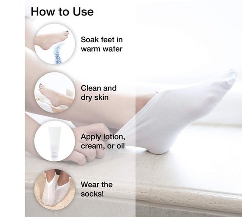 Eurow Moisturizing Cotton and Spandex Therapy Socks for Softening Dry Feet, Deep Hydration, and Spa-Like Skin Care Treatment, Perfect for Cracked Heels and Rough Skin, 2-Pair Set, White