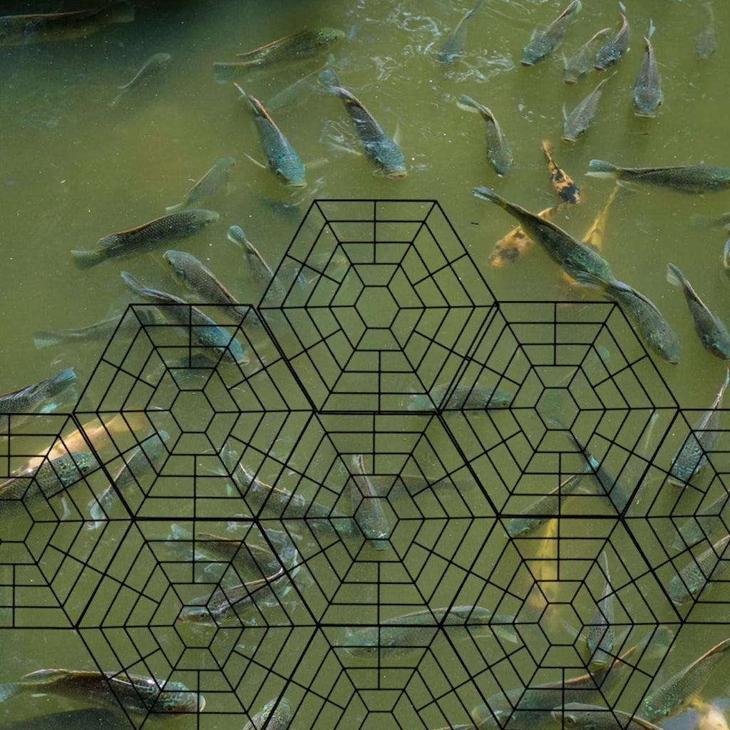 Housoutil Pond Netting Floating Guard, 30PCS Plastics Guard Net Protect Fish Koi, Splicing Web Hexagonal Accessories for Pond Fish Floating, Mesh Cover Resist Racoons Cats Crows Seabird