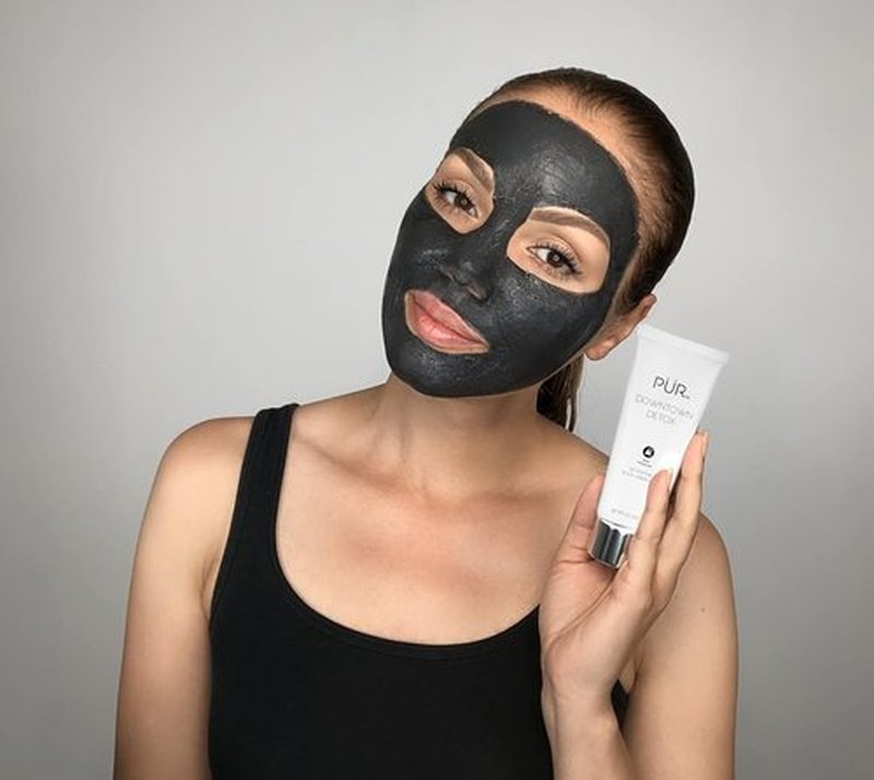 PÜR MINERALS Downtown Detox Face Mask - Detoxifying Charcoal & Green Tea Extract for Smoother Skin