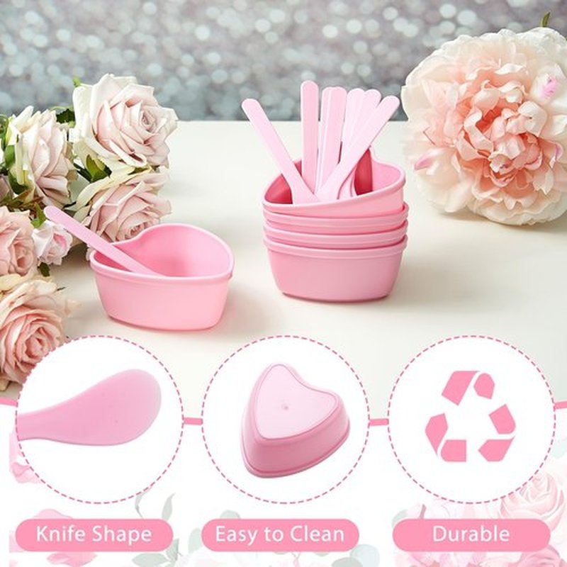 Teenyyou 5 Sets Facial Bowls Plastic Heart Shaped Facial Mask Mixing Set with Spatula Pink Facemask Bowl DIY Skin Care Mixing Tool Kit Esthetician Supplies for Lady Women Home Beauty Salon