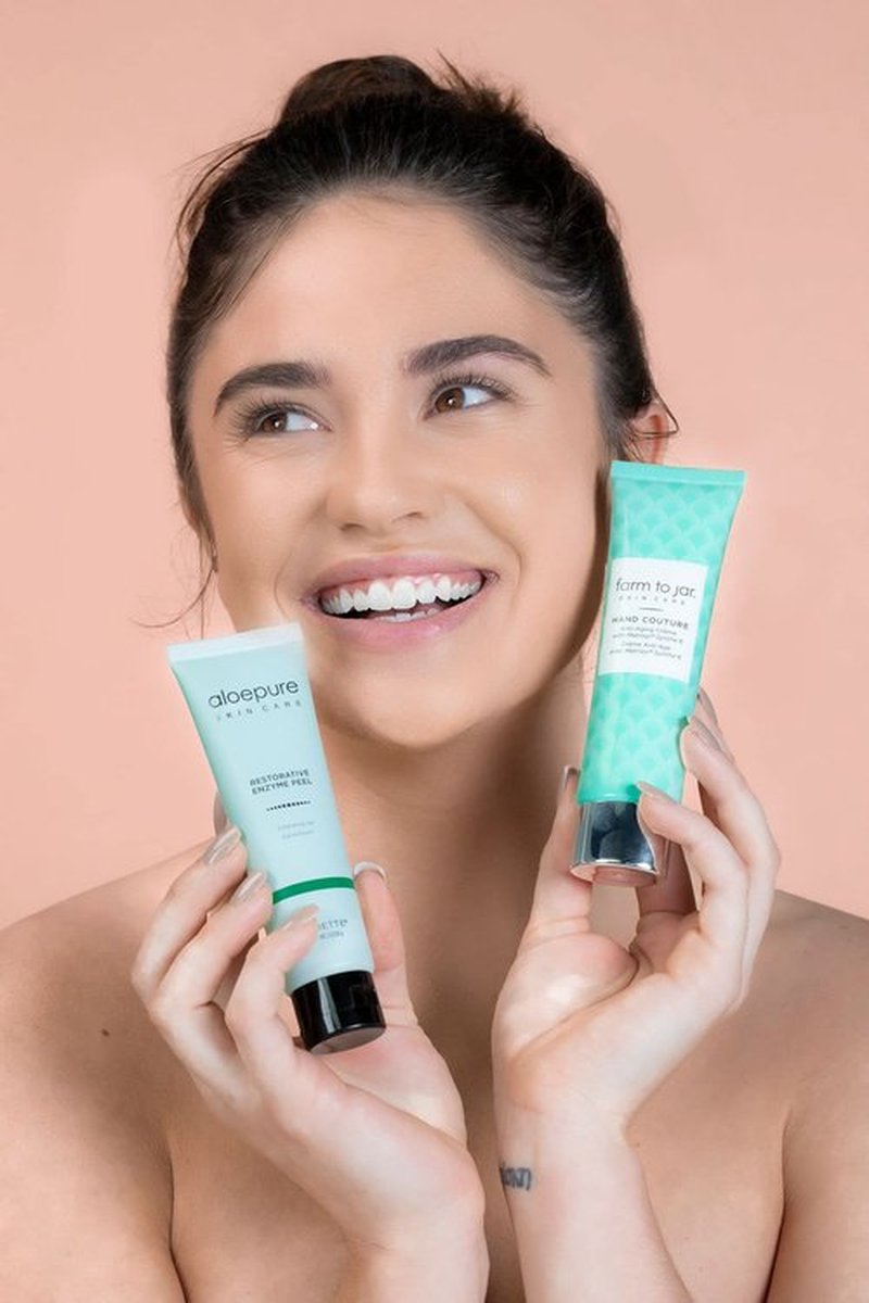 Aloette Anti-Aging Hand Cream, Hand Couture - Smoothing & Firming Hand Creme for Lines & Wrinkles -Soothing Aloe Vera Hydrates & Moisturizes for Mature & Dry Skin