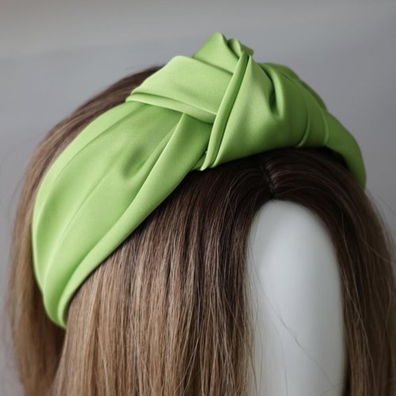 KOVOLITU Satin Wide Knotted Headbands for Women Fashion Headband Non Slip Head Bands Hair Accessories(Bright Green)